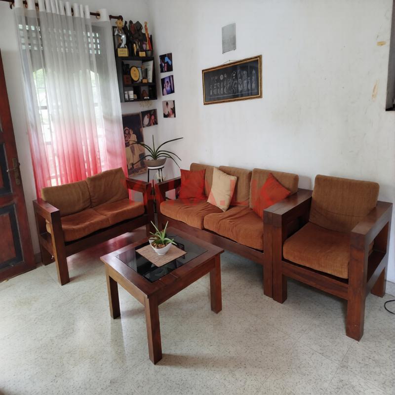 Sofa Set