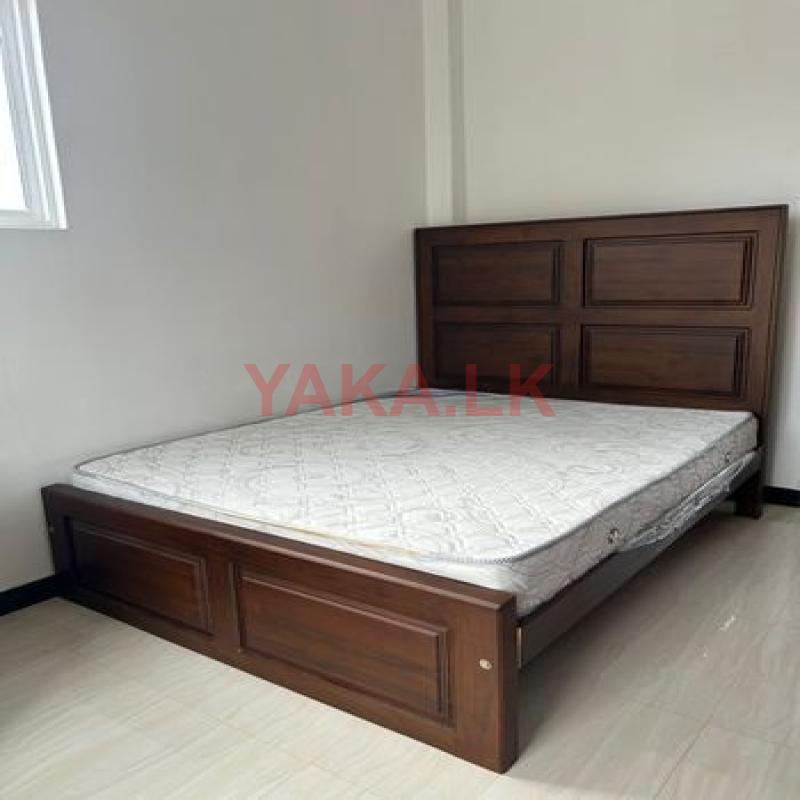 Bed with Mattress