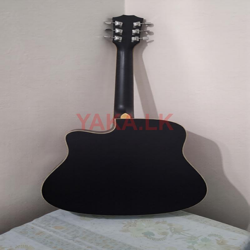 Box Guitar