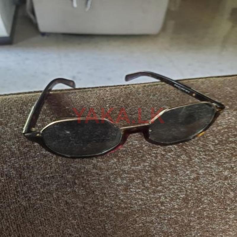 Sunglass