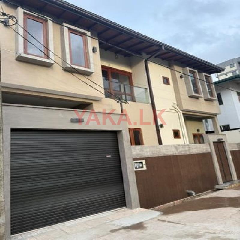 Brand New House for Sale in Thalawathugoda