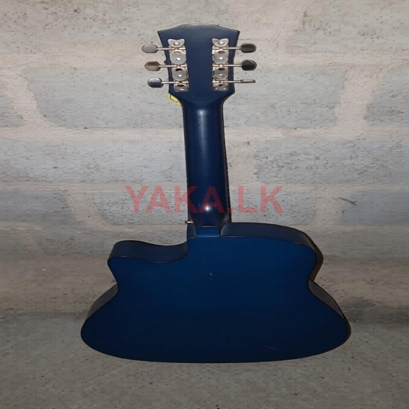 Box Guitar