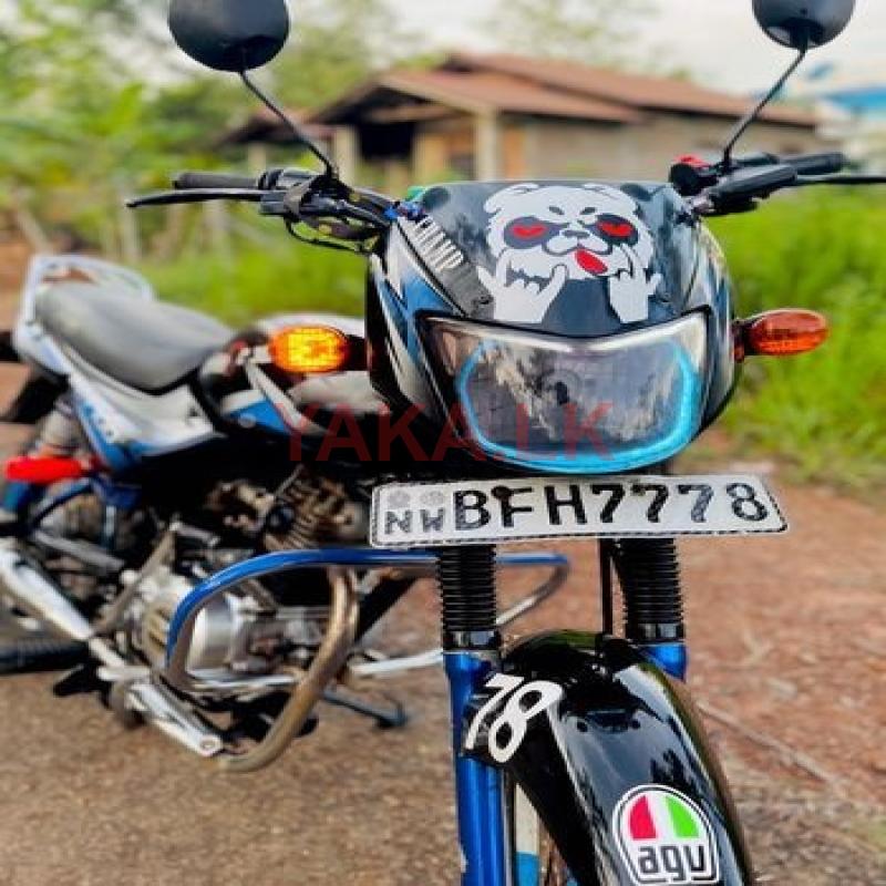 Bajaj CT100 2018