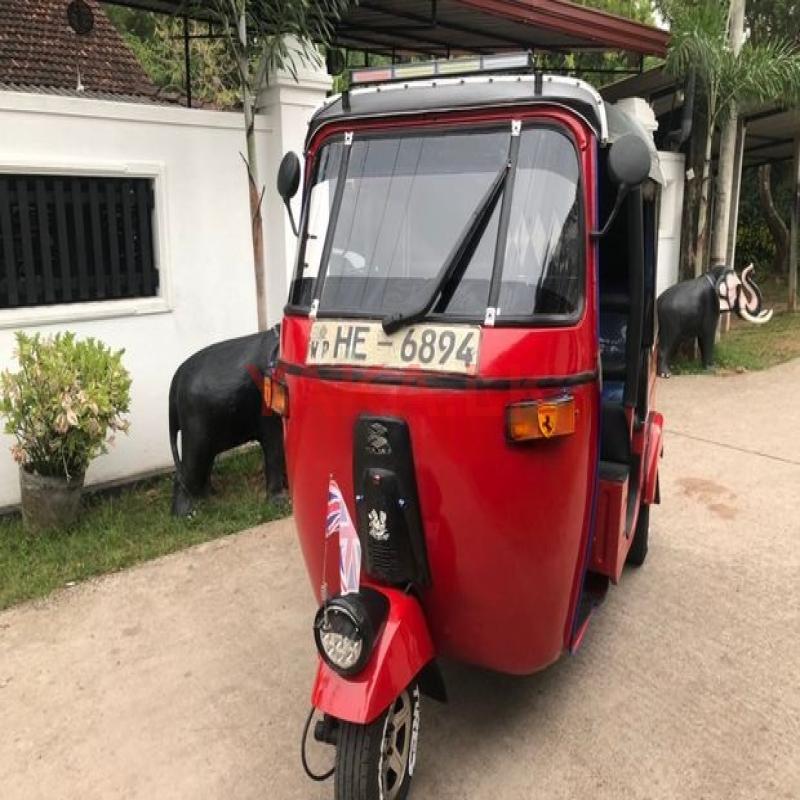 Bajaj RE three wheel 2005