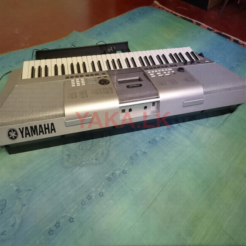 Yamaha E413 Keyboard