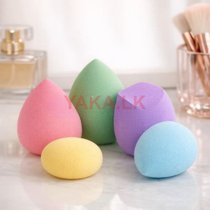 Makeup Sponge Blender – Soft Beauty for Foundation & Concealer