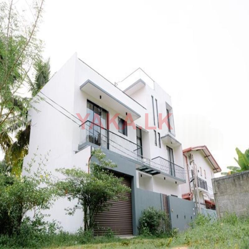 Modern Designer House for Sale – Malabe Kahanthota Road