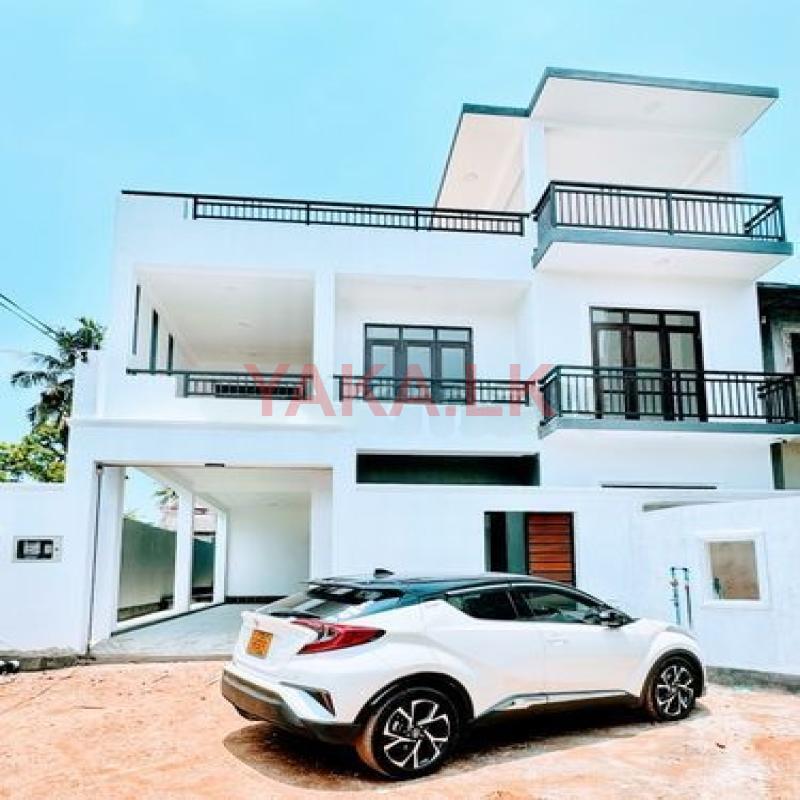 Brand new house Piliyandala