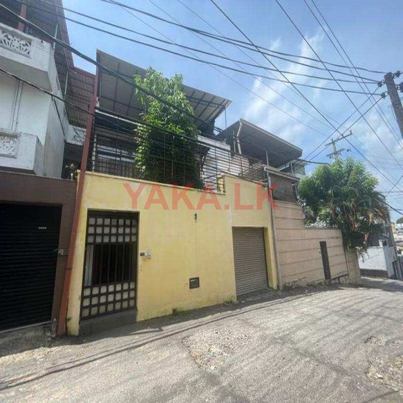 3 story house for sale in Dehiwala