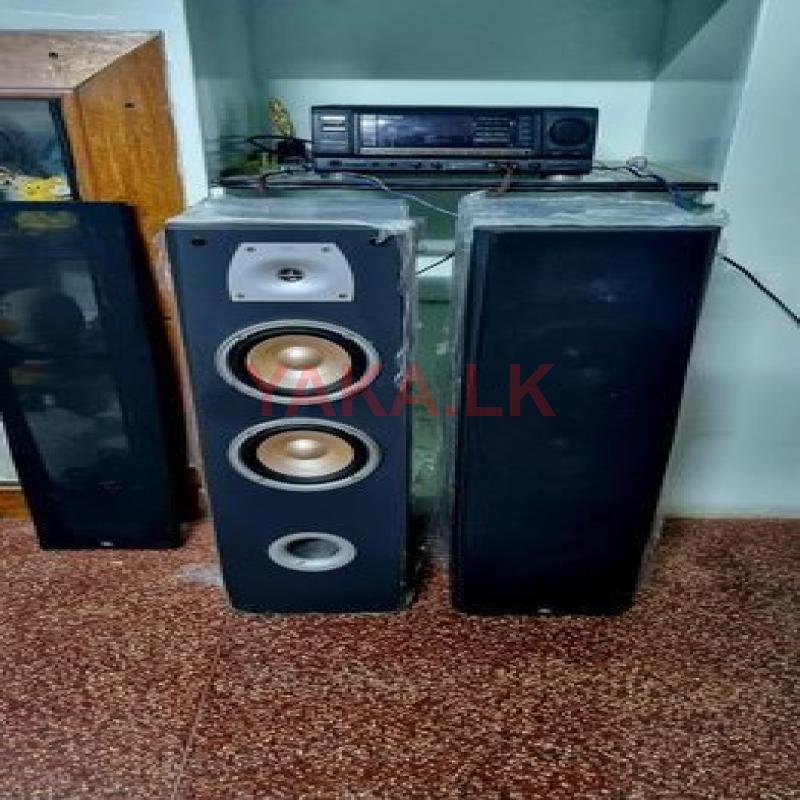 JBL Box Speaker