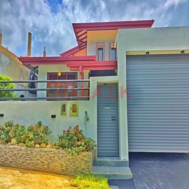 Brand New Eye Catching Single Storey Quality House in Kahathuduwa 120 Rd