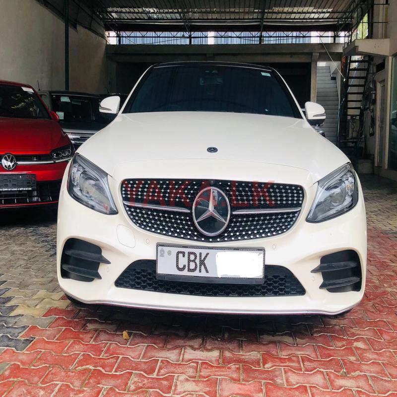 Mercedes-Benz C200 Premium Plus 2019