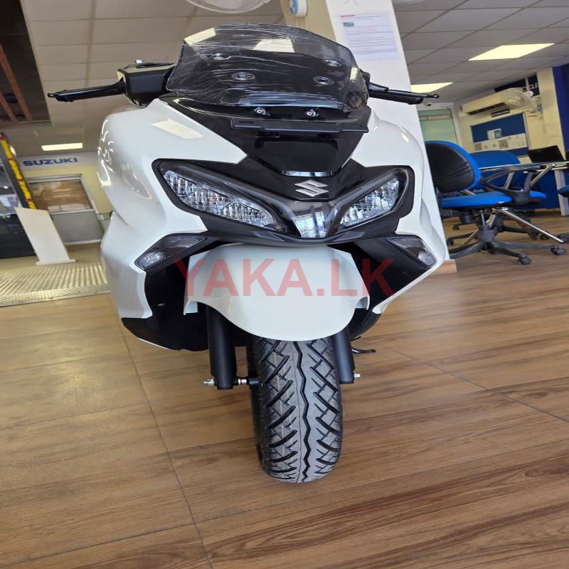 Burgman Street Ride Connect 2026 Brand New